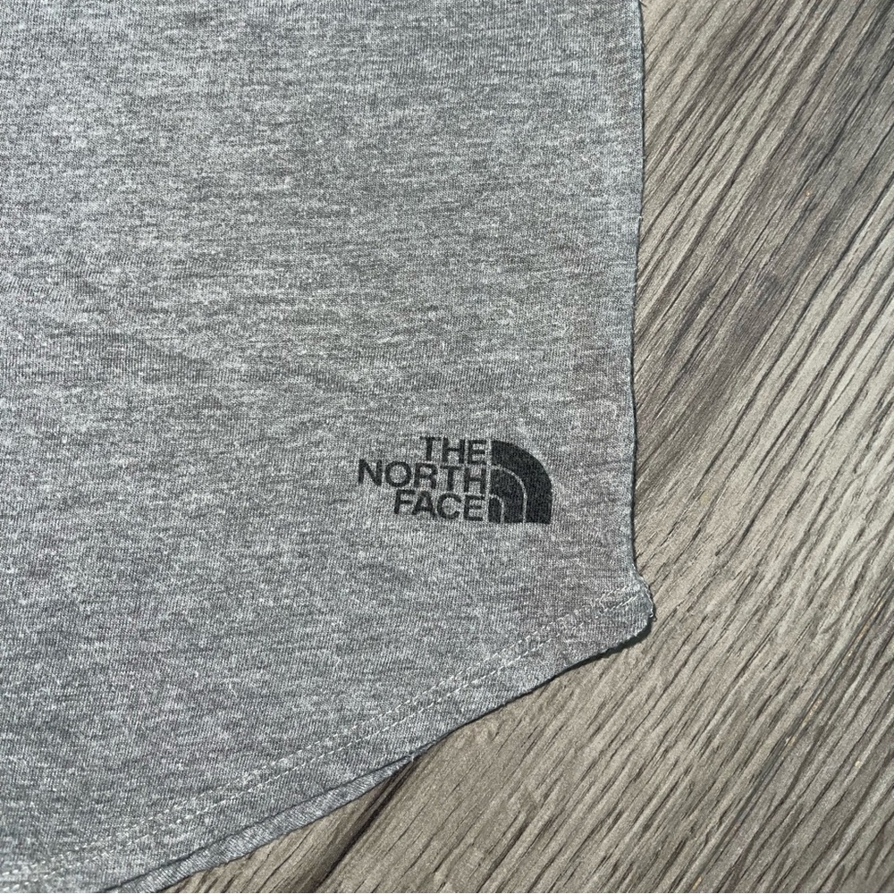 North Face Women’s Short Sleeve Lightweight‎ Flash Dry Shirt Size XL - Picture 2 of 7
